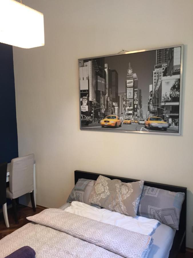 Mrówka Apartamento Cracóvia Exterior foto